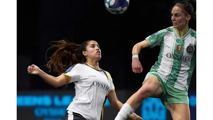 Jogadora com o gol mais viralizado do Futebol Feminino. Foto: Instagram Antonela Romoleroux