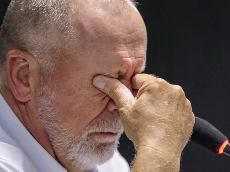 Mano admite erro em escalação após derrota do Fluminense