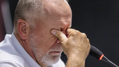 Mano Menezes admite erro em escalação inicial de Fortaleza x Fluminense.