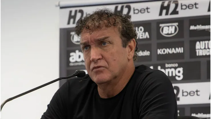 Cuca durante a coletiva pós-jogo.