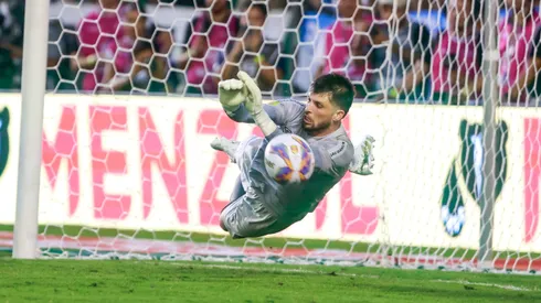Tiago Volpi, goleiro do Grêmio, durante partida contra o Juventude, pelo Campeonato Gaúcho. Foto: Luiz Erbes/AGIF.