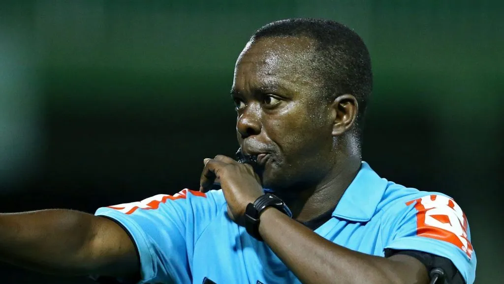 Foto: Heuler Andrey/Getty Images – PC Oliveira, comentarista e ex-árbitro, vê gol legal do Imortal.