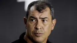 Mesmo vencendo, torcida não aprova Fábio Carille