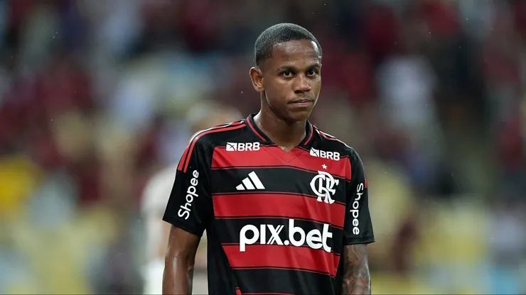 Wallace Yan foi promovido pelo técnico Filipe Luis.
