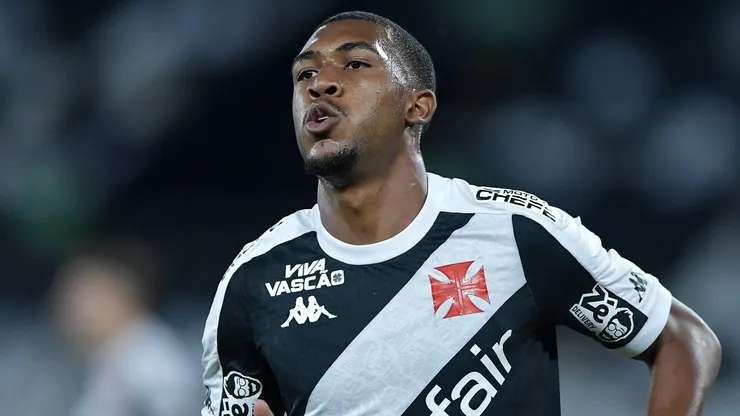 Rayan despertou interesse no mercado da bola e Carille não se calou