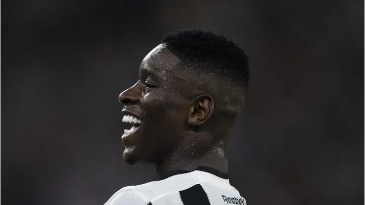 RJ - RIO DE JANEIRO - 23/10/2024 - COPA LIBERTADORES 2024, BOTAFOGO X PENAROL - Luiz Henrique jogador do Botafogo comemora seu gol durante partida contra o Penarol no estadio Engenhao pelo campeonato Copa Libertadores 2024.