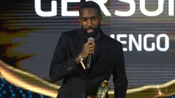 Gerson durante premiação dos melhores do Campeonato Carioca. Foto: Gilvan de Souza/CRF