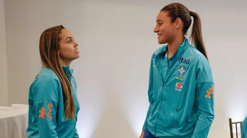 Gabi Portilho e Lorena em hotel em Los Angeles - Foto: Rafael Ribeiro/CBF