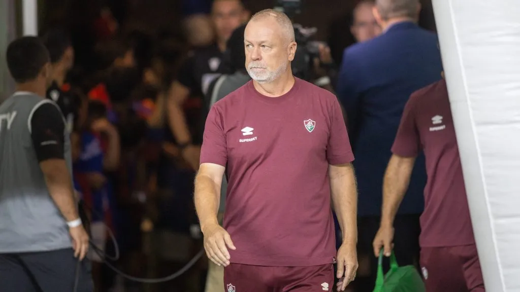 Mano Menezes foi demitido pela diretoria do Tricolor. Foto: Baggio Rodrigues/AGIF.