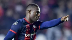 Romaña não foi reforço do Grêmio na primeira janela - Foto: Marcelo Endelli/Getty Images