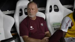 Mano Menezes, ex-técnico do Fluminense, durante partida contra o Fortaleza, pelo Campeonato Brasileiro. Foto: Baggio Rodrigues/AGIF.