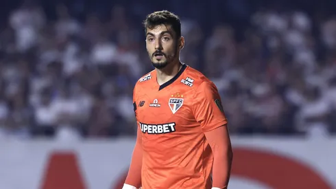 Rafael goleiro do São Paulo durante partida contra o Botafogo no estádio Morumbi pelo campeonato Copa Libertadores 2024.