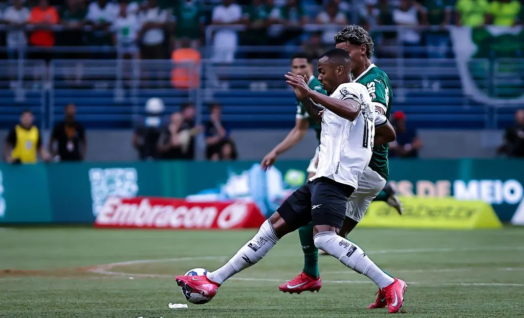 Richard Rios jogador do Palmeiras durante partida contra o Botafogo – Foto: Fabio Giannelli/AGIF