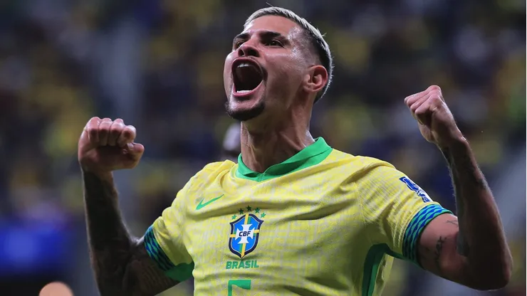 Atualmente na Seleção e Newcastle, Bruno Guimarães é torcedor do Vasco.
