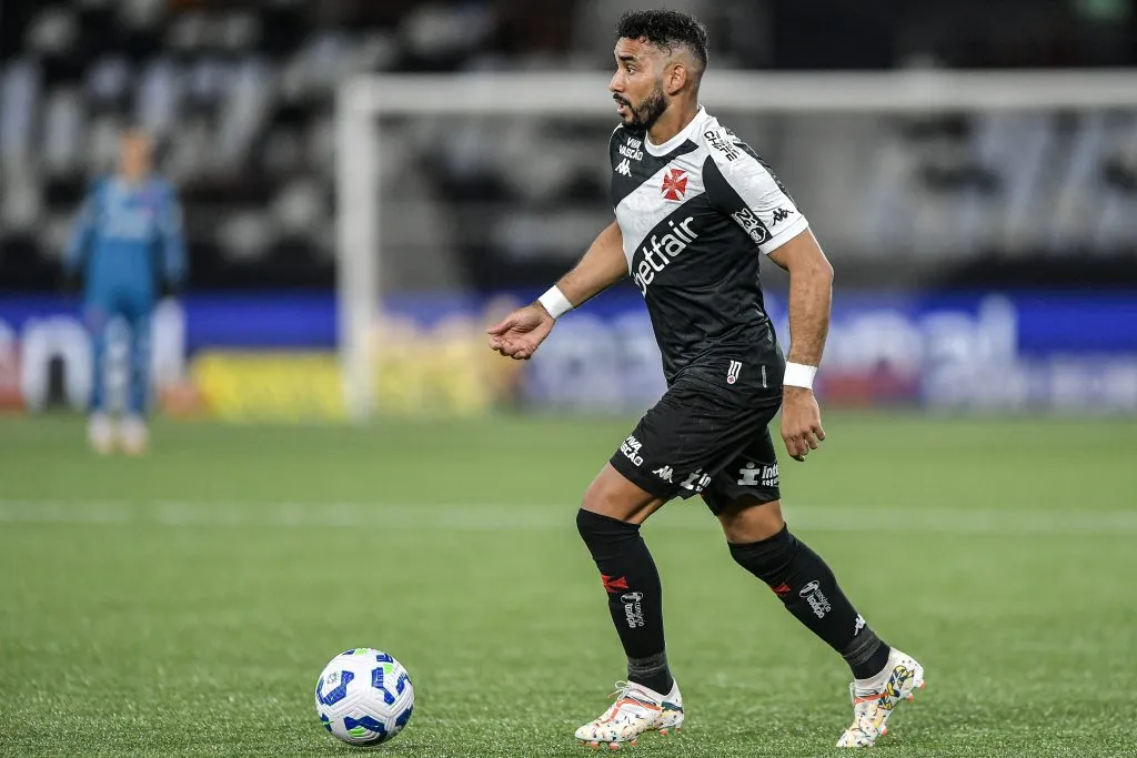Payet, jogador do Vasco durante partida contra o Nova Iguacu no estadio Engenhao pelo campeonato Copa Do Brasil 2025. Foto: Thiago Ribeiro/AGIF