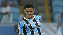 Viery, lateral-esquerdo do Grêmio