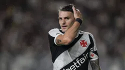 Vegetti, jogador do Vasco, durante partida contra o Santos, pelo Campeonato Brasileiro. Foto: Thiago Ribeiro/AGIF.