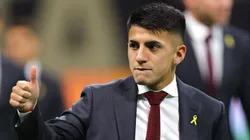 Thiago Almada, meia argentino do Lyon e da Seleção Argentina, ex-Botafogo - Foto: Michael Zarrilli/Getty Images