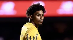 Hugo Souza, goleiro do Corinthians, é um dos desfalques para o jogo