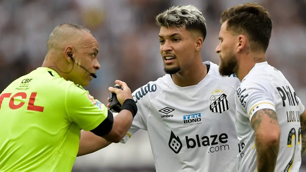 Marcos Leonardo e Lucas Lima