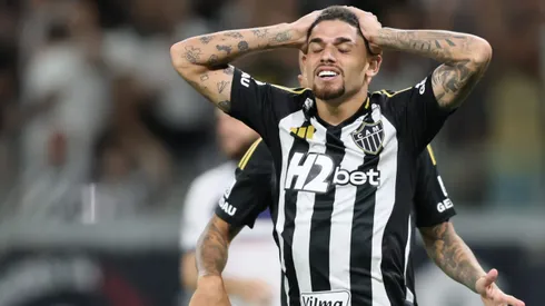 Rubens, meio-campista do Atlético Mineiro lamenta chance claro de gol e baixo desempenho revolta torcida