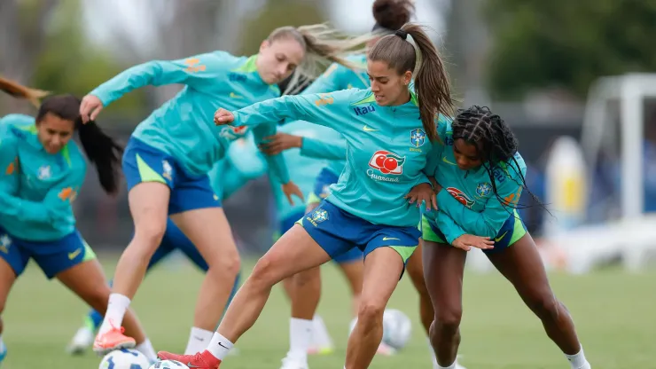 Jogadoras da Seleção Brasileira em treino para amistosos contra os EUA - Foto: Rafael Ribeiro/CBF