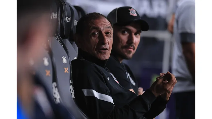 Ramón Díaz técnico do Corinthians durante partida contra o Palmeiras no estádio Arena Corinthians pelo campeonato Brasileiro A 2024. Foto: Ettore Chiereguini/AGIF
