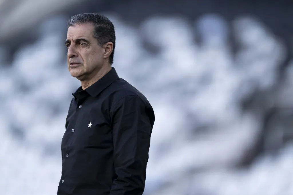 RJ – RIO DE JANEIRO – 22/03/2025 – AMISTOSO, BOTAFOGO X NOVORIZONTINO – Renato Paiva tecnico do Botafogo durante partida contra o Novorizontino no estadio Engenhao pelo campeonato Amistoso. Foto: Jorge Rodrigues/AGIF