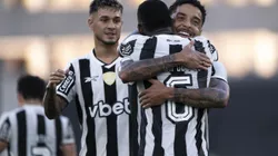 Patrick de Paula jogador do Botafogo comemora seu gol com Gregore jogador da sua equipe durante partida contra o Novorizontino no estádio Engenhão pelo campeonato Amistoso. Foto: Jorge Rodrigues/AGIF