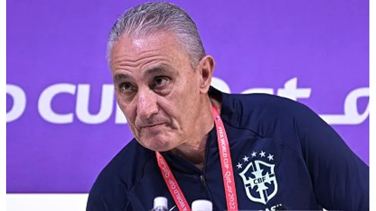 Tite concedendo entrevista coletiva durante a Copa do Mundo de 2022, em Doha, no Catar. Foto: Pedro Vilela