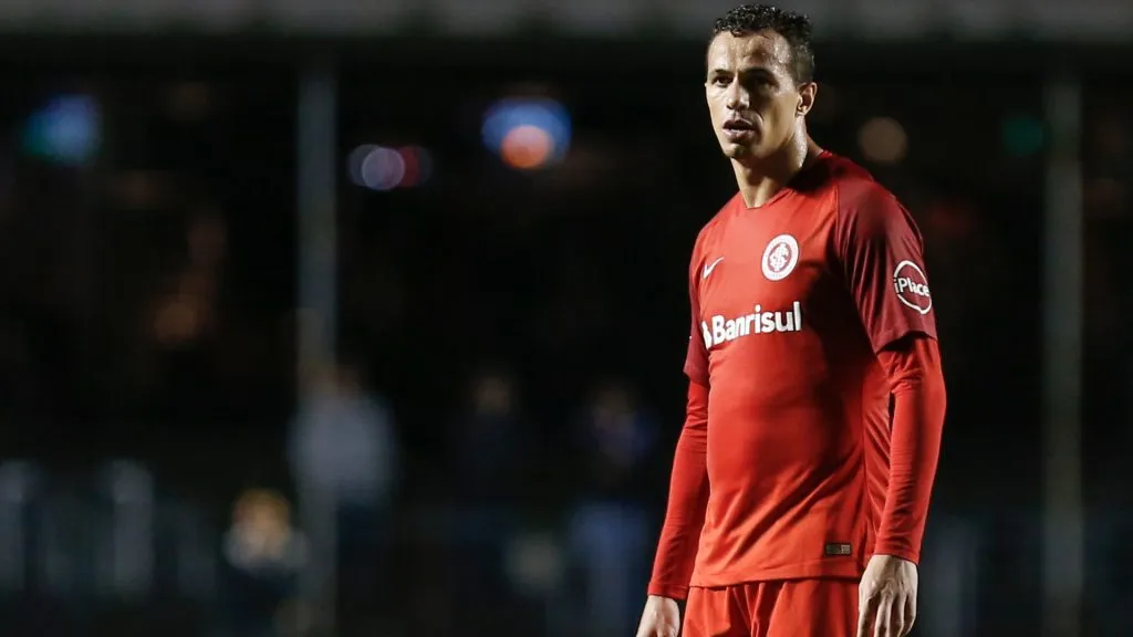 Leandro Damião fez história defendendo o Internacional – Foto: Marcello Zambrana/AGIF