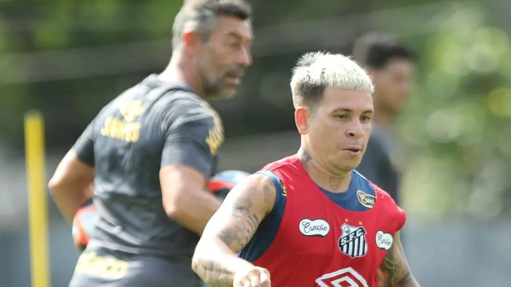 Foto: Reinaldo Campos/AGIF – Soteldo deve ser titular da equipe, segundo avaliação da diretoria do SFC.