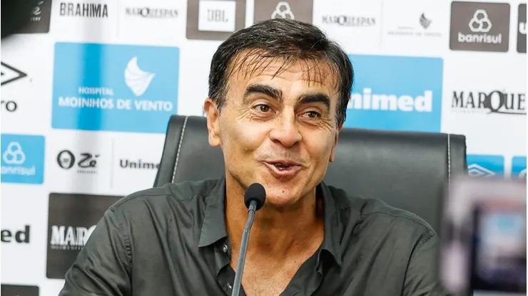 Quinteros define escalação no Tricolor.