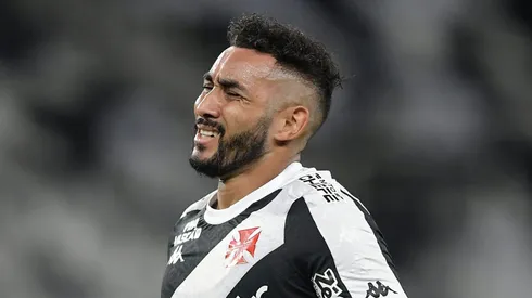 Payet, do Vasco, vive situação complicada extracampo.