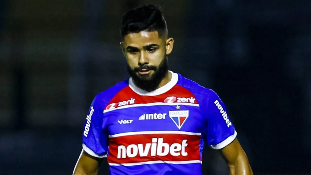 Felipe Jonatan - Foto: Marco Miatelo/AGIF.