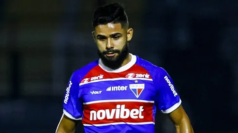 Santos negociou Felipe Jonatan no ano passado - Foto: Marco Miatelo/AGIF.