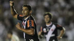 Diego Souza comemora gol do Vasco sobre o Universitario-PER. Foto: Marcelo Sadio.