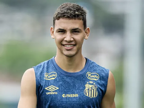 Deivid Washington volta aos treinos no Santos após tirar passaporte italiano