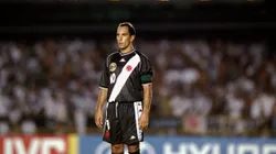 Edmundo em ação com a camisa do Vasco no Mundial de Clubes de 2000, realizado no Brasil. Foto: Shaun Botterill /Getty Images.