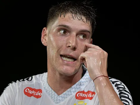 Caixinha faz testes e 3 jogadores podem deixar time do Santos