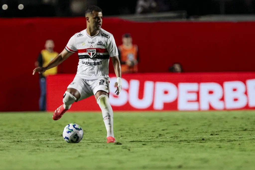SP – SAO PAULO – 29/03/2025 – BRASILEIRO A 2025, SAO PAULO X SPORT – Alisson jogador do Sao Paulo durante partida contra o Sport no estadio Morumbi pelo campeonato Brasileiro A 2025. Foto: Marco Miatelo/AGIF