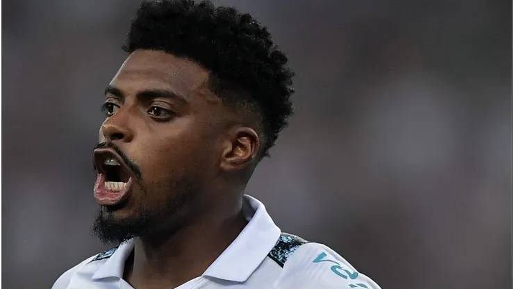 Jemerson errou feio e prejudicou o Grêmio.