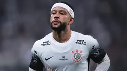 Memphis em ação pelo Timão