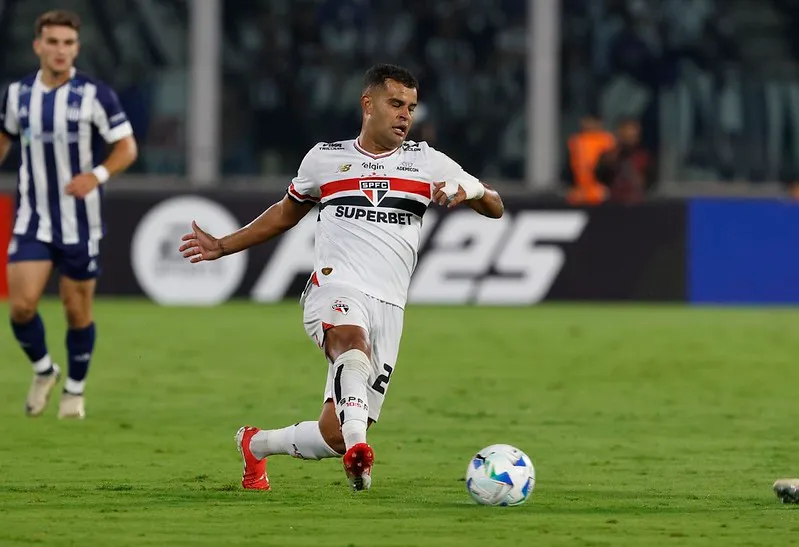 Alisson em ação pelo São Paulo na Libertadores. Foto: Rubens Chiri/São Paulo
