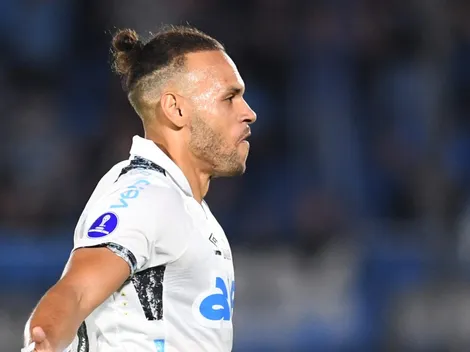 Com dores, Braithwaite pode desfalcar Grêmio contra Ceará