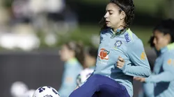 Jogadora Angelina treinando em Los Angeles. Foto: Rafael Ribeiro/CBF