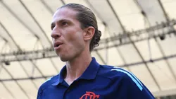 Cansaço e precaução fazem Filipe Luís fazer 4 trocas no Flamengo diante do Vitória
