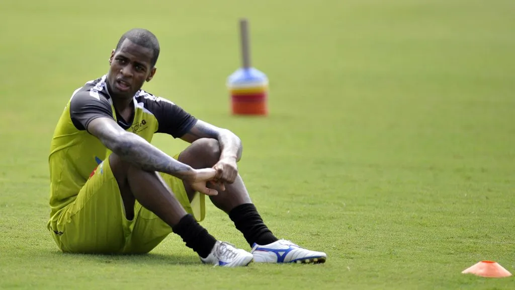 Dedé em treino do Vasco. Foto: Fabio Castro/AGIF.