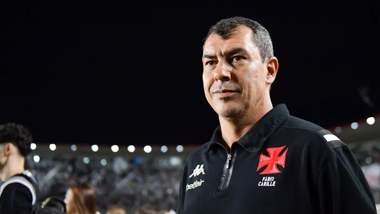 Fábio Carille durante Vasco x Santos pelo Campeonato Brasileiro - Foto: Thiago Ribeiro/AGIF