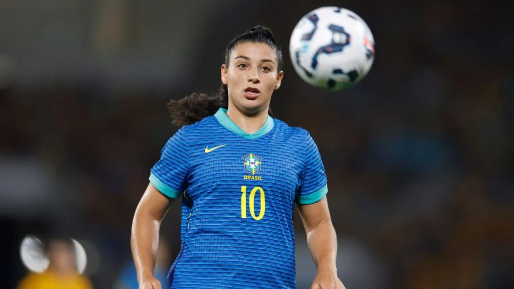 Duda Sampaio com a Seleção Brasileira em amistoso